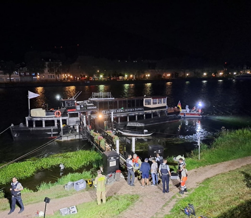 Wassereinbruch Auf Fahrgastschiff [ Einsatzbericht / Heidelberg ]