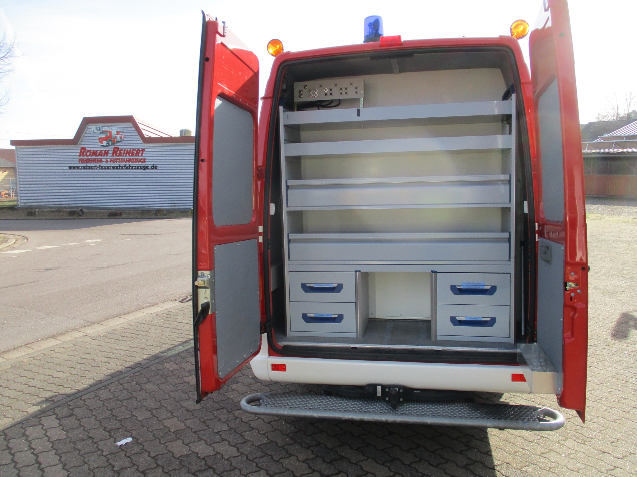 ELW 2 Baujahr 2006 mit Lage- und Führungsraum 230 Volt Zusatzgenerator
