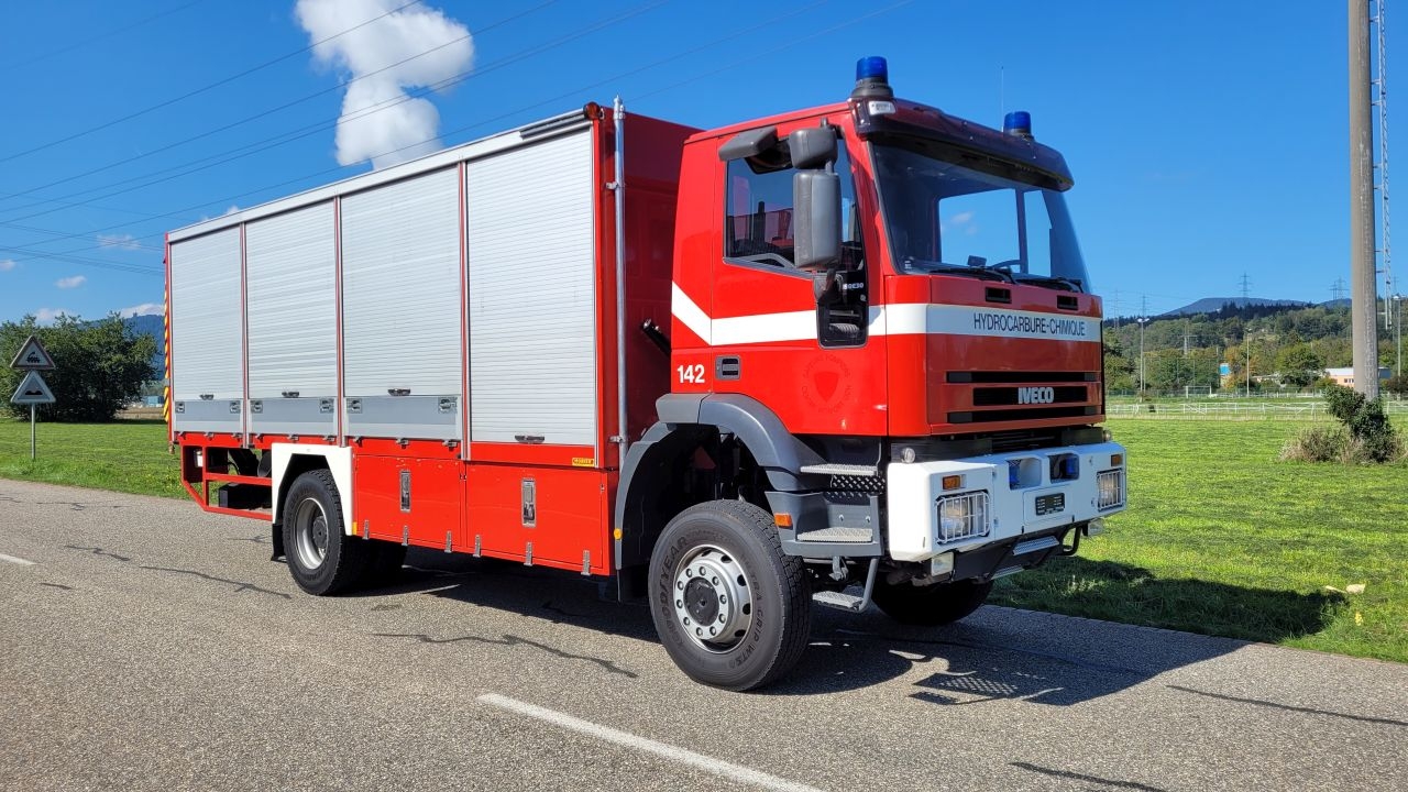 Iveco E X Feuerwehr Logistikfahrzeug