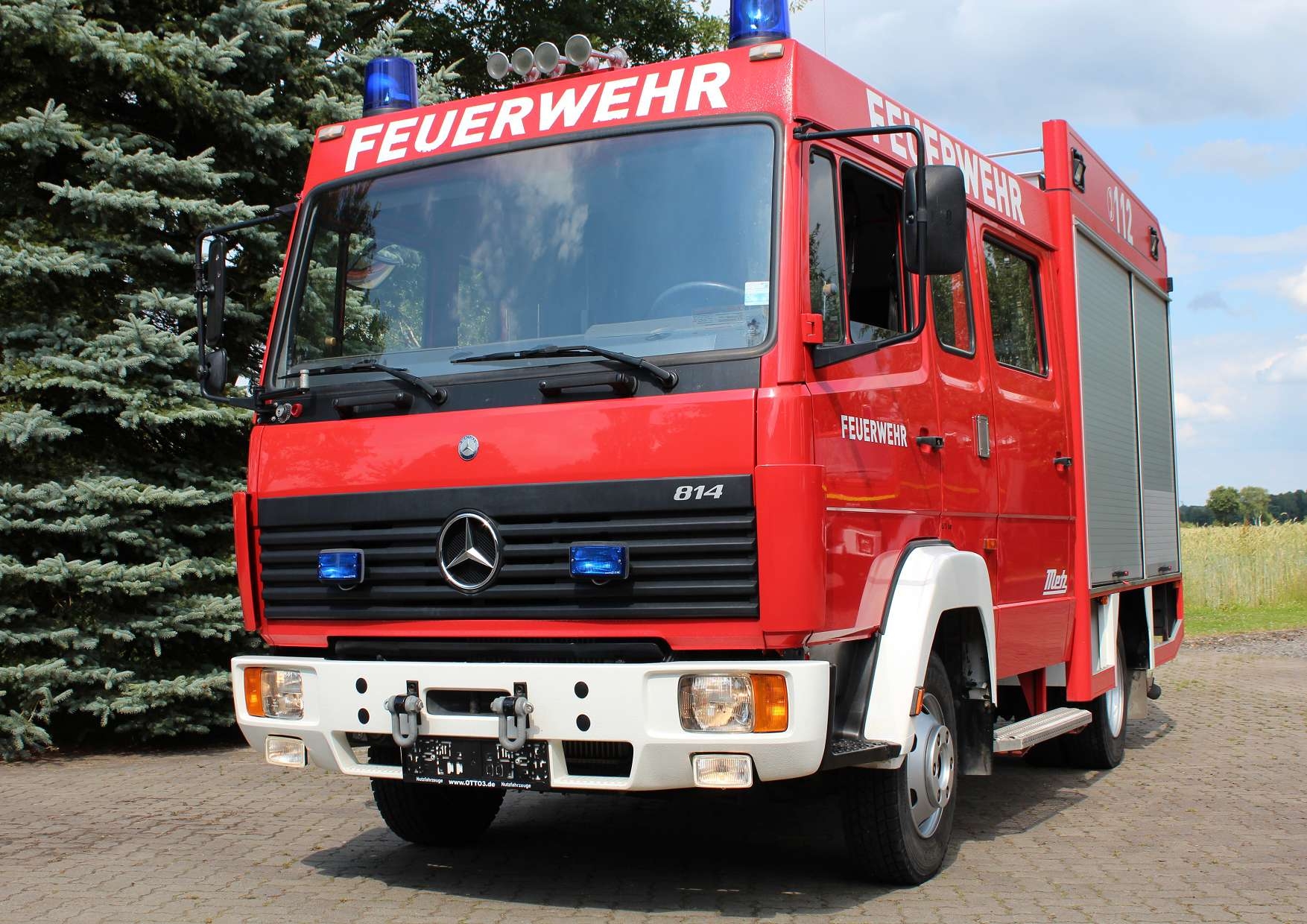 Mercedes Benz 814F Löschfahrzeug METZ LF 8/6 DIN 14530