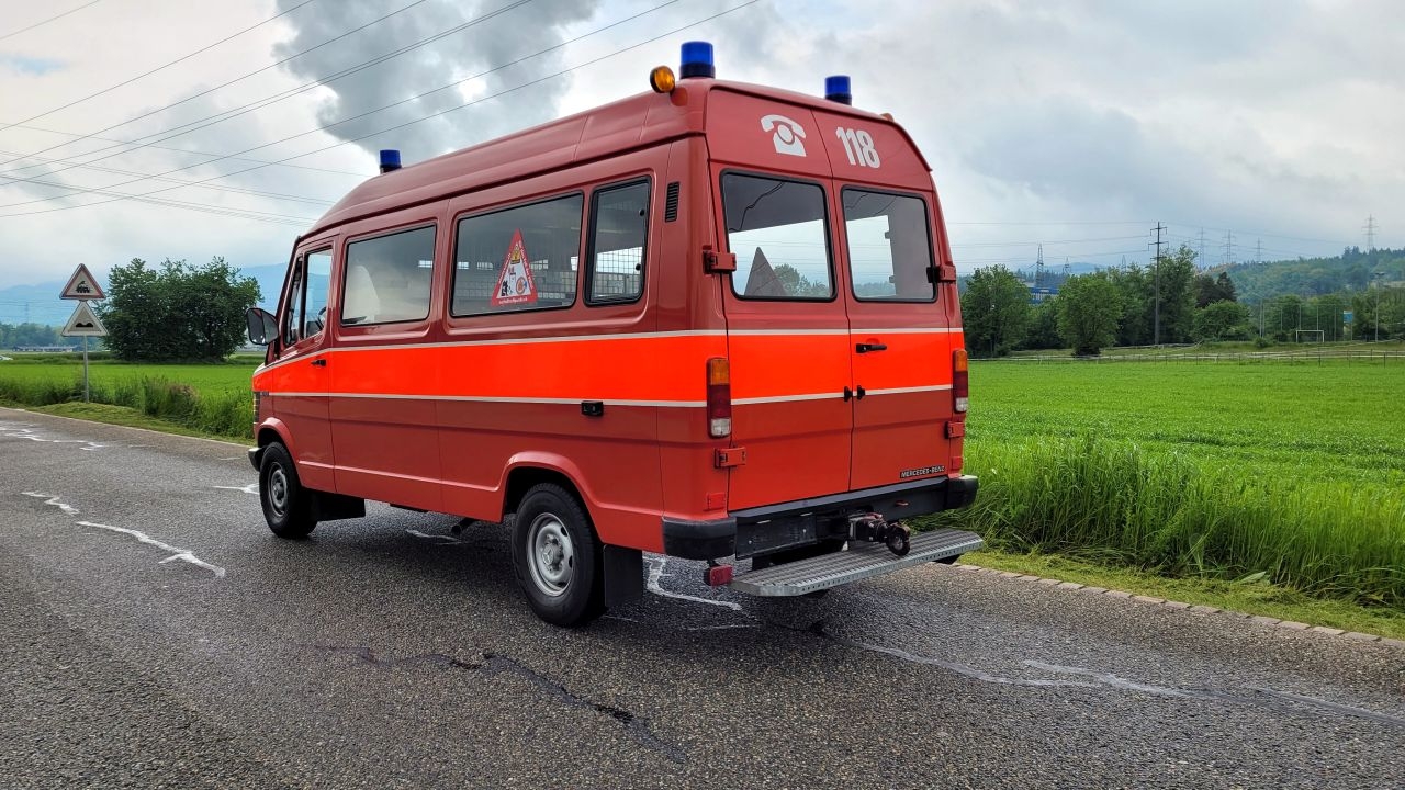 Mercedes 310
