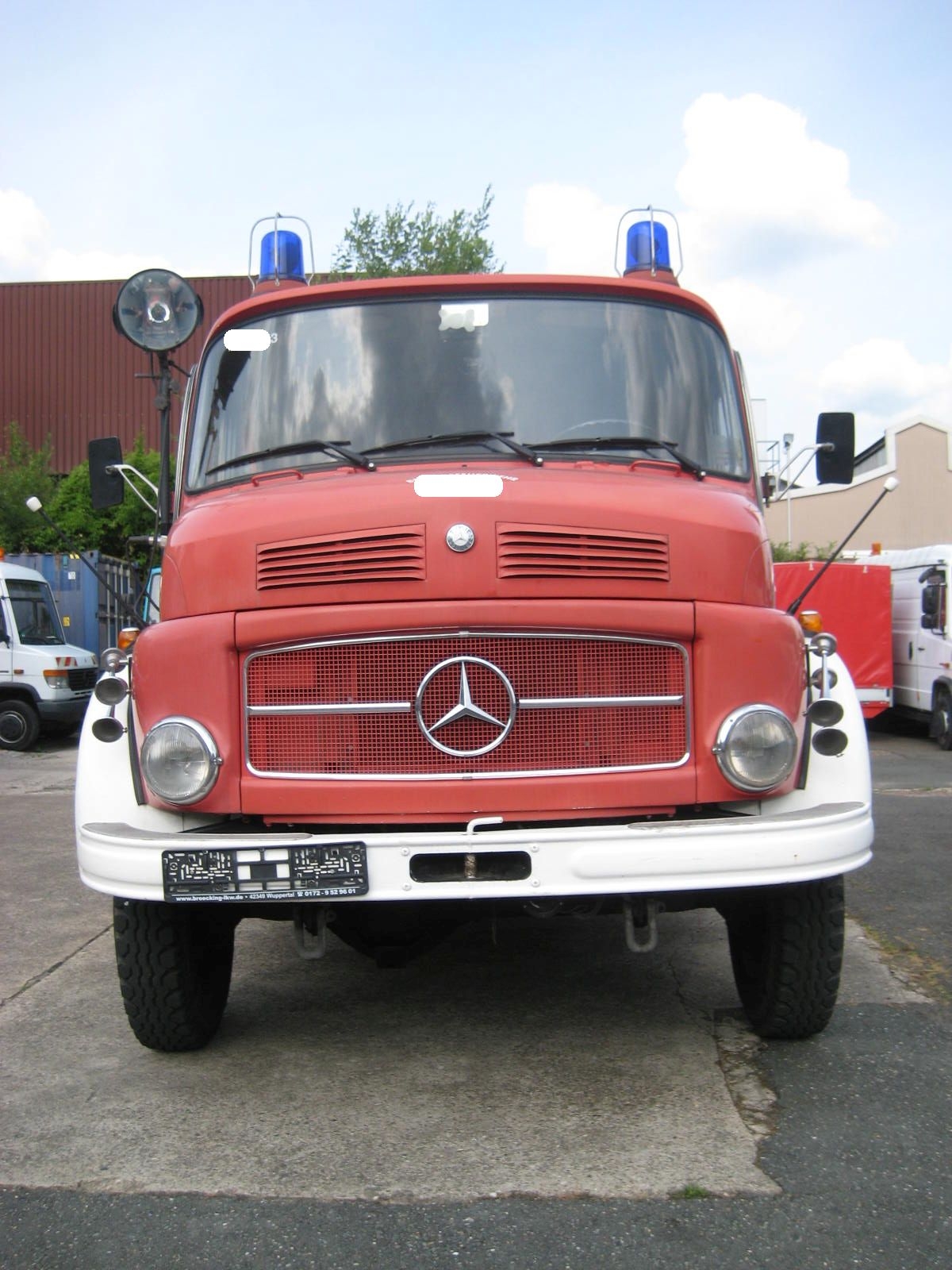 Rundhauber Mercedes LAF 1113 B 4x4 Oldtimer (LF 16)