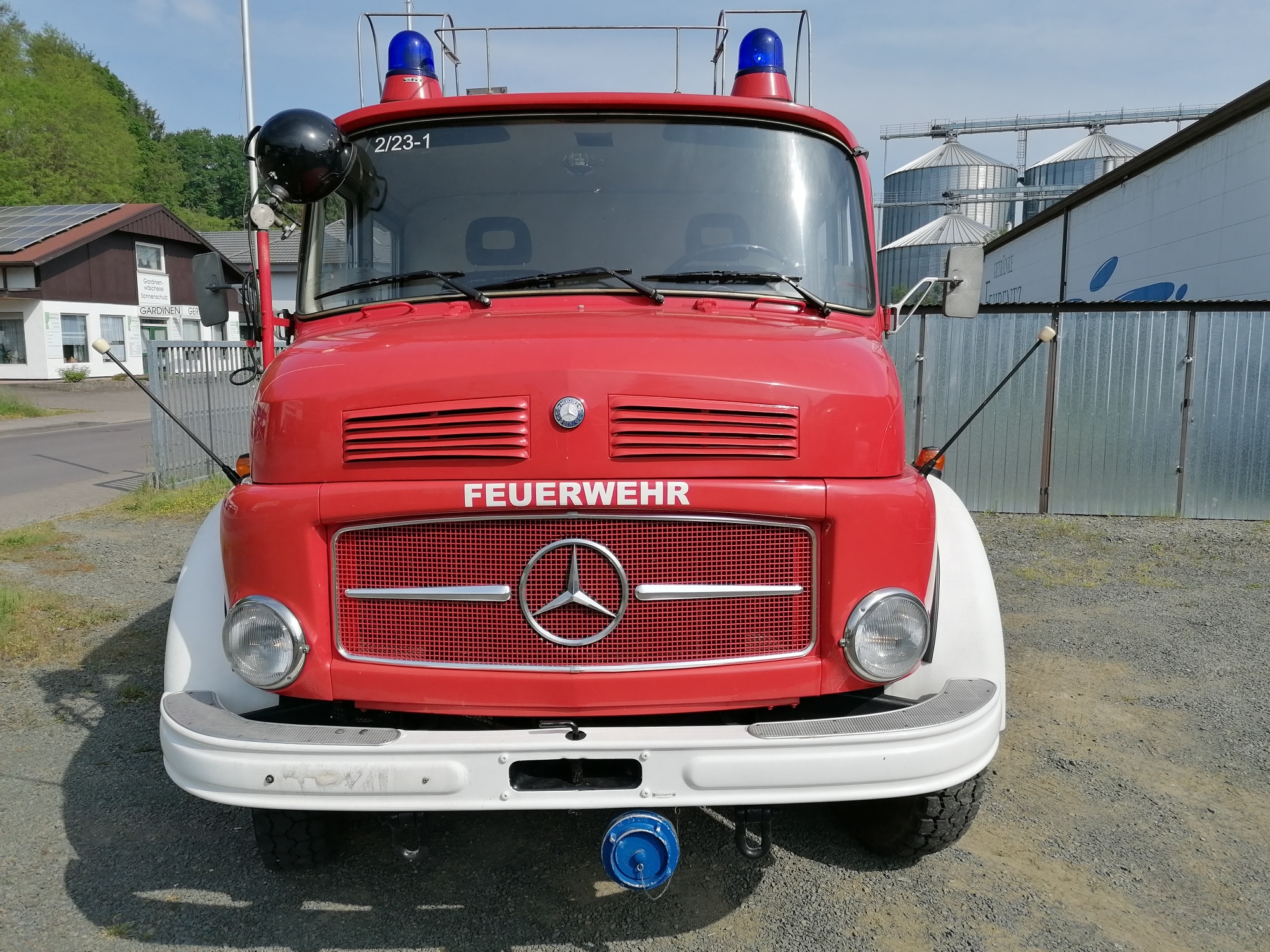 Mercedes Benz LAF 1113 B DoKa Feuerwehr TLF 16/25 Allrad