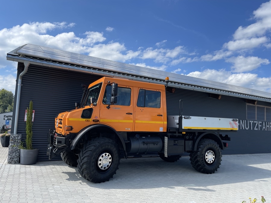 Unimog U5000 Doka ex Militär Perfekt für Feuerwehr THW